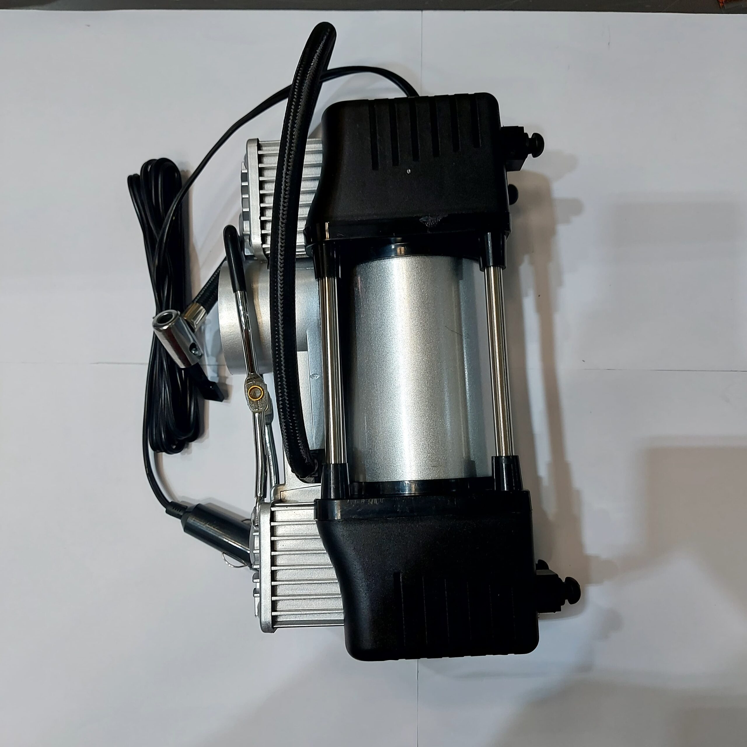 • ماطور هواء لكفرات السيارة بقوة 288 واط وضمان 6 شهور - الصورة 3